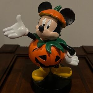 Disney Halloween Mickey Mouse Pumpkin Figurine
